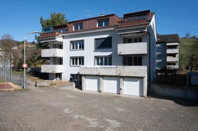 moderne Wohnung mit eigenem Waschturm