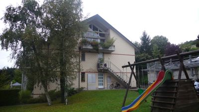 Wohnen wie im Einfamilienhaus mit Gartensitzplatz