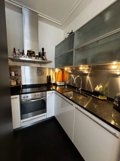 Grosszügige Wohnung beim Tellplatz