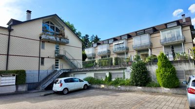 Wohnen wie im Einfamilienhaus mit Gartensitzplatz